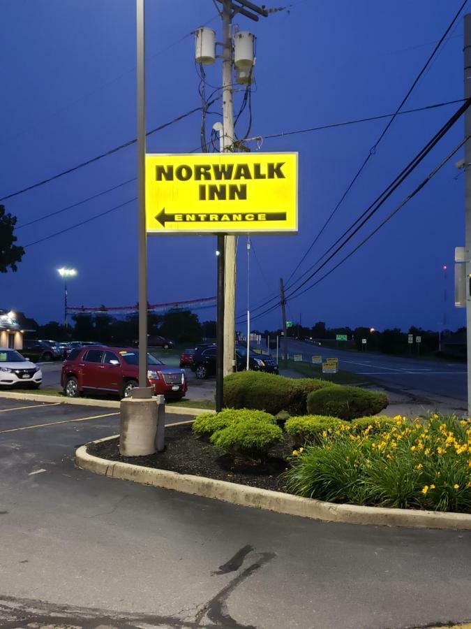 Norwalk Inn מראה חיצוני תמונה